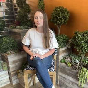 Meet your Posher, Ally